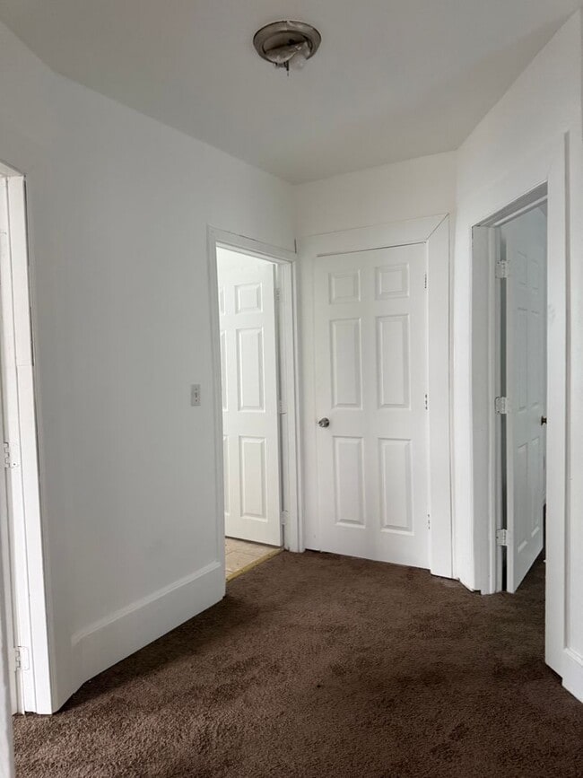 Building Photo - AMINA LLC