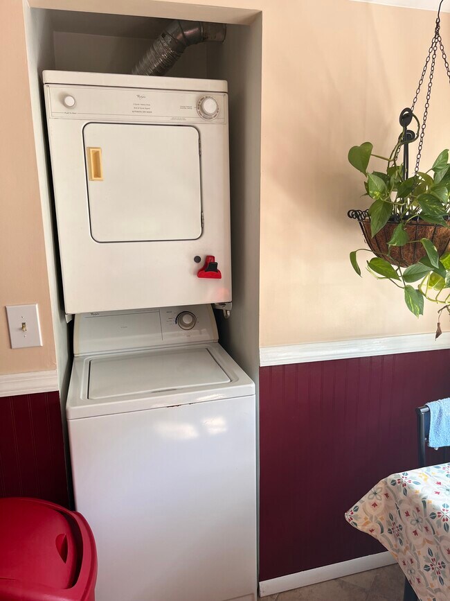Washer/Dryer in Kitchen - 4220 Crystal Ct