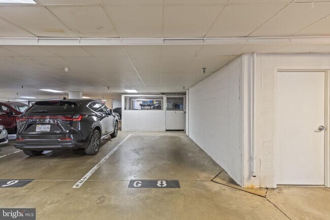 Building Photo - 5108 Donovan Dr