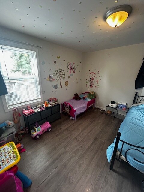 Building Photo - 329 Plainfield St