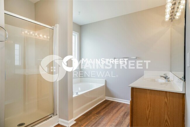 Building Photo - 4 Bedroom Pet-Friendly Home in Raleigh, NC with Main Street Renewal