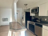 Building Photo - 1 bed Condo Available in SouthWest Denver! Top Floor!