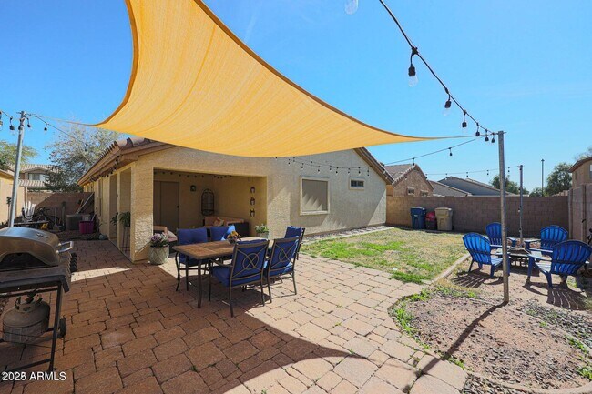 Building Photo - 5268 S 239th Dr