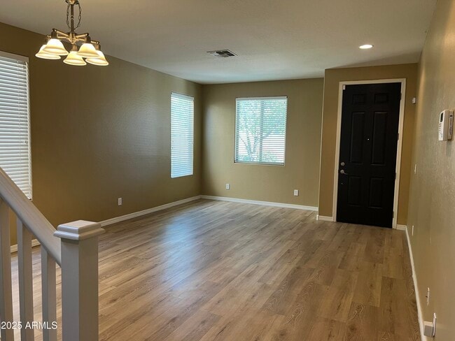 Building Photo - 6734 W Blackstone Ln