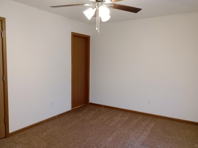 Building Photo - 5718 Canaveral Dr