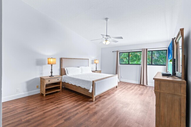 Building Photo - 2442 Windsor Way Ct