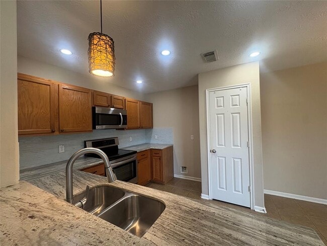 Building Photo - 13693 Bighorn Trail