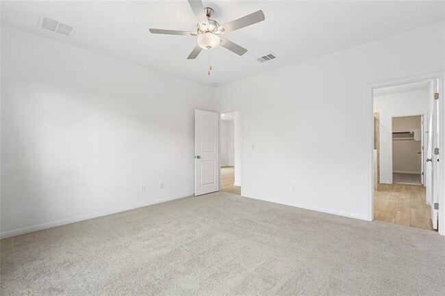 Building Photo - 701 Unakite Trl