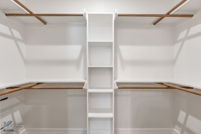 Building Photo - NEWER CONSTRUCTION! 3 bedroom, 2 bath, 2 car garage