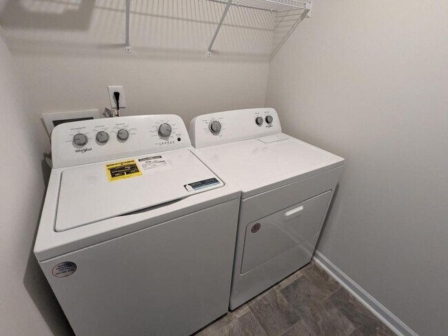 Building Photo - 1767 Odessa Ln