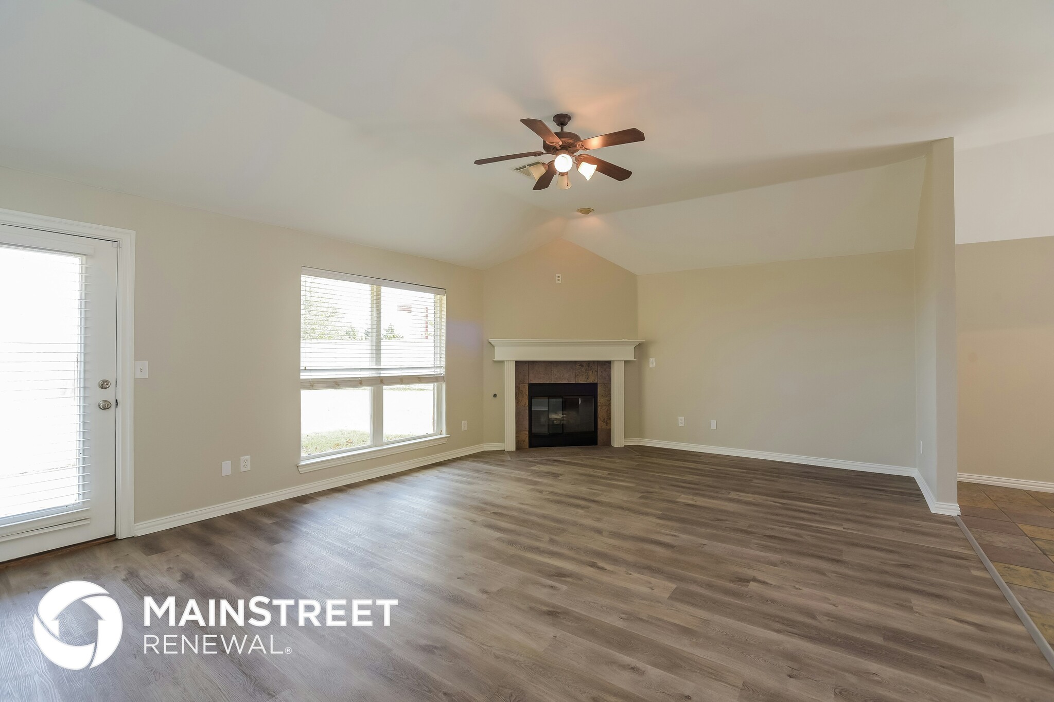 Building Photo - 13524 Gramercy Park Pl