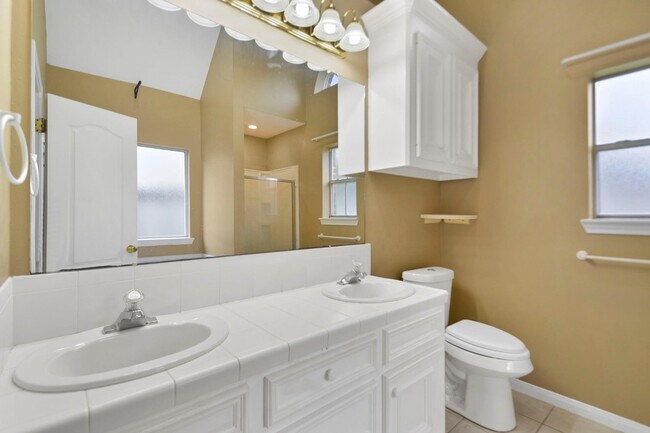 Building Photo - 21606 Windsor Castle Dr