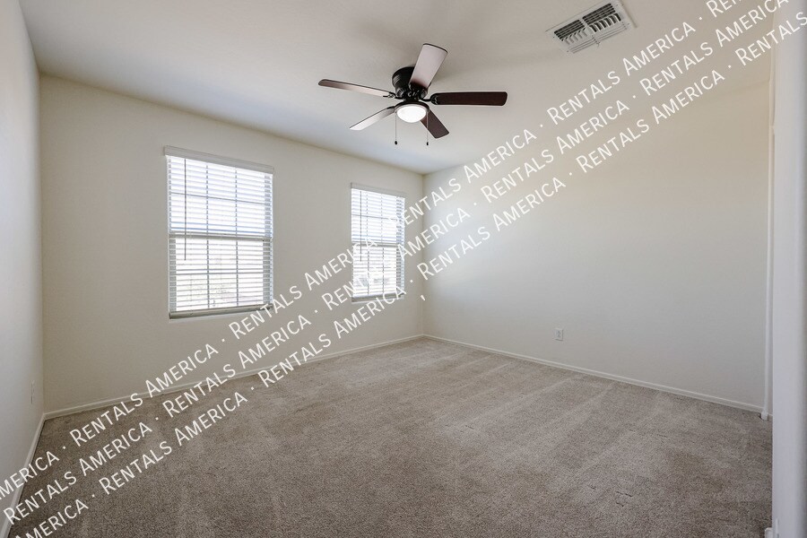 Building Photo - 7223 N 125th Dr
