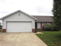 Building Photo - 950 Tulip Way