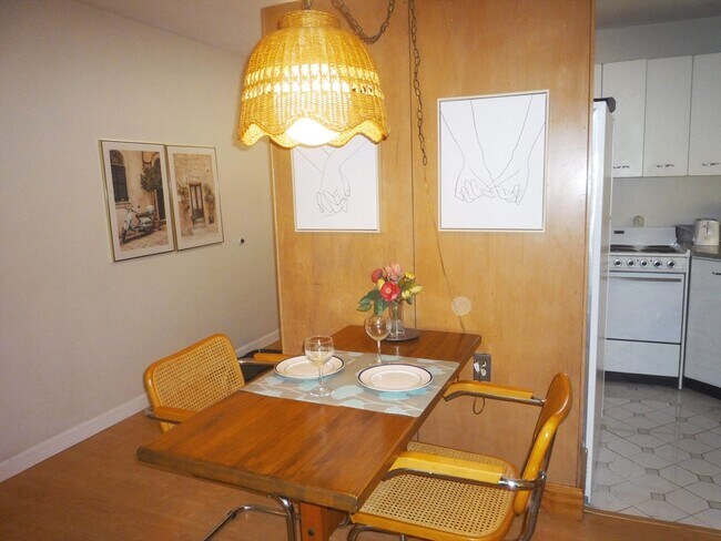 Building Photo - 29 Concord Ave