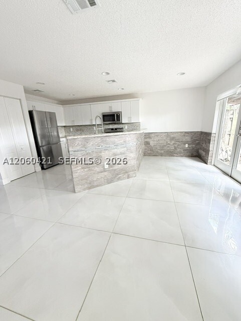 Building Photo - 11612 NW 50th Terrace