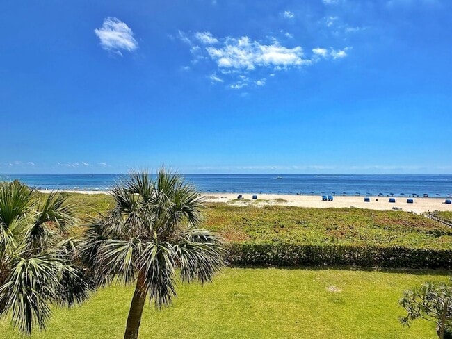 Building Photo - 3000 N Ocean Dr