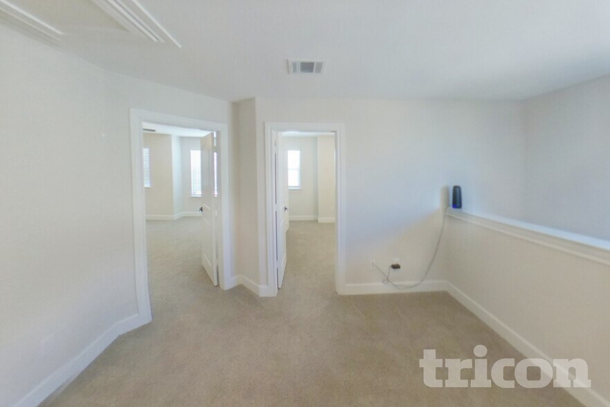 Building Photo - 1209 Bullock Dr
