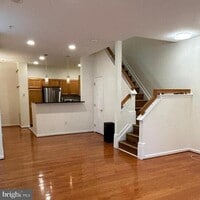 Building Photo - 25 Crusader Ct