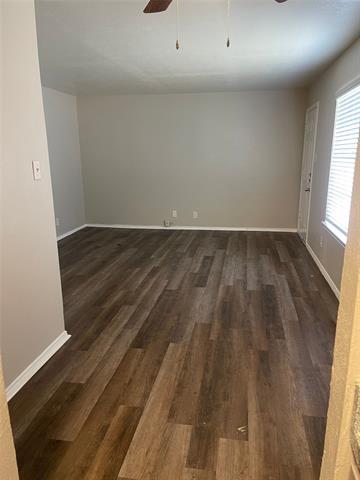 Building Photo - 2211 S Vernon Ave