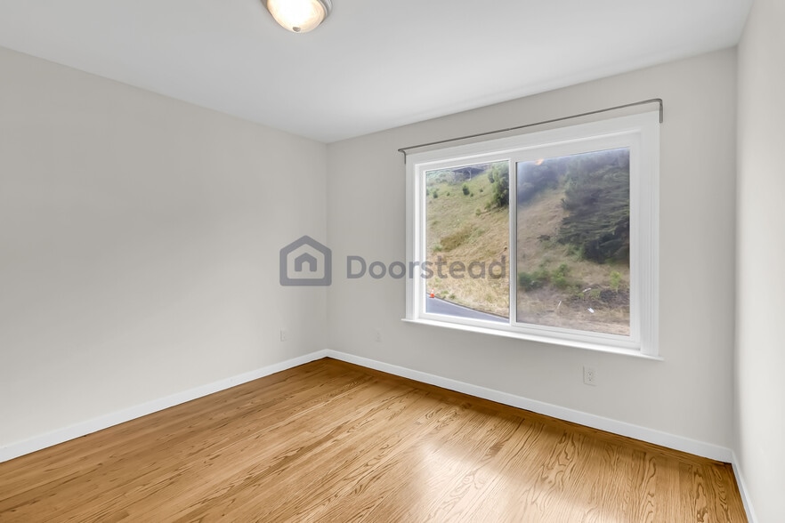 Building Photo - 85 Mira Vista Ct