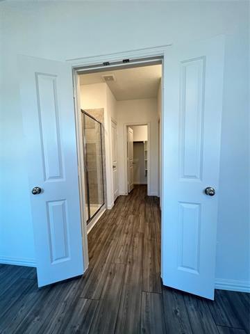 Building Photo - 412 Petty Wy