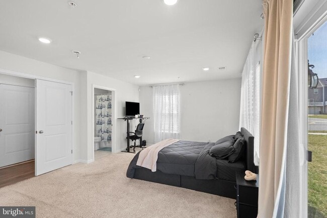 Building Photo - 9715 Summerton Dr