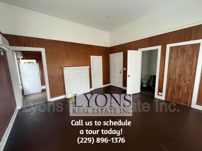 Building Photo - 315 S Berrien St