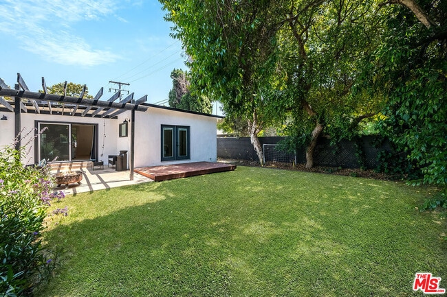 Building Photo - 11415 McDonald St