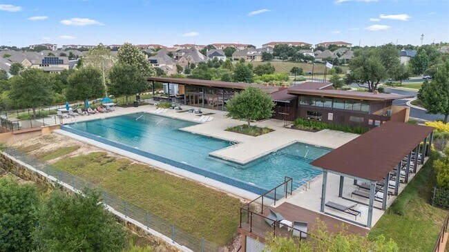 Building Photo - 432 Wolf Springs Rd