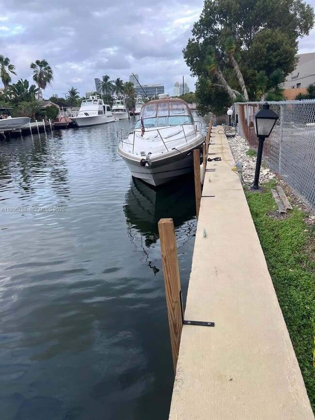 Building Photo - 2935 NE 163rd St