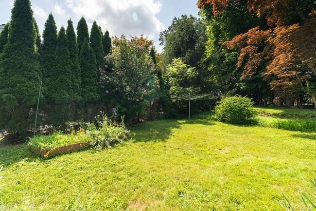 Building Photo - 103 Erie St