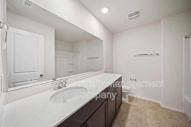 Building Photo - 7327 Tradinghouse Ln