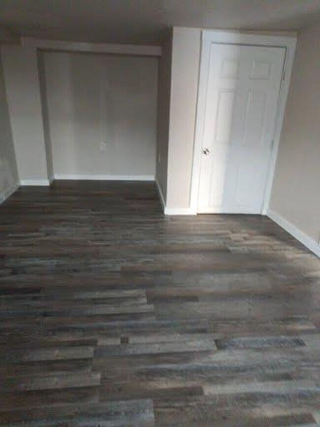 Building Photo - Beautiful  3 bed Bed 1Bath apartment for rent in SE OKC