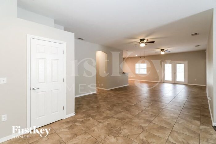 Building Photo - 6127 Evansbrook Dr