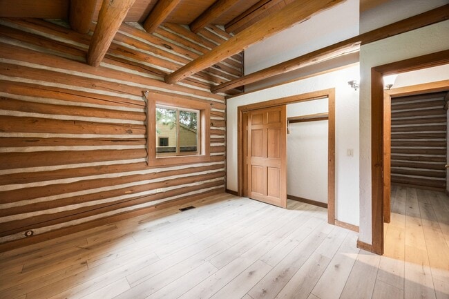 Building Photo - Updated Log Cabin in Park City — Modern Co...