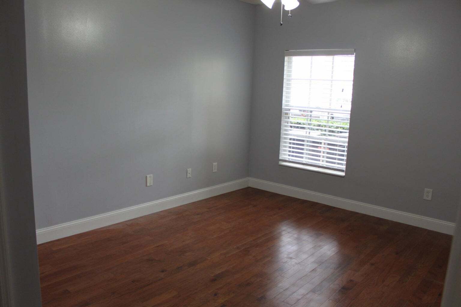Building Photo - 10354 Fox Trail Rd S