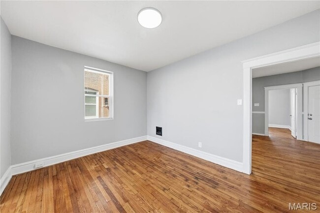 Building Photo - 4643 Evans Ave