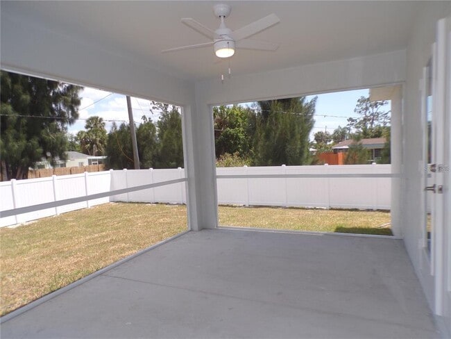 Building Photo - 3112 Pinetree St