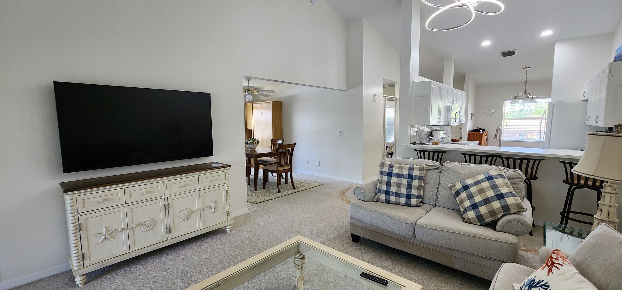 Building Photo - 186 Pebble Shores Dr