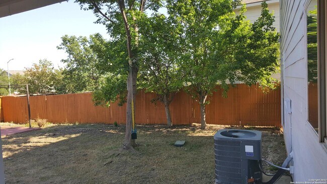 Building Photo - 10822 Rindle Ranch