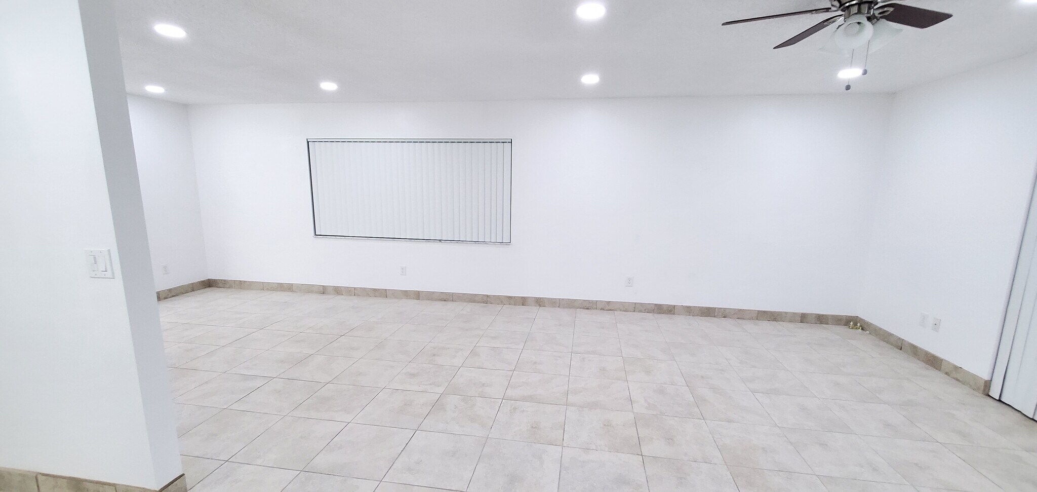 Building Photo - 1379 Summit Run Cir