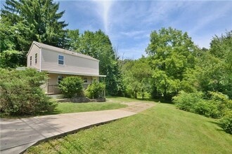 Building Photo - Adorable 2 Bed, 1 Bath Home in South Fayette - Covered Porches, Large Yard - Available as early a...
