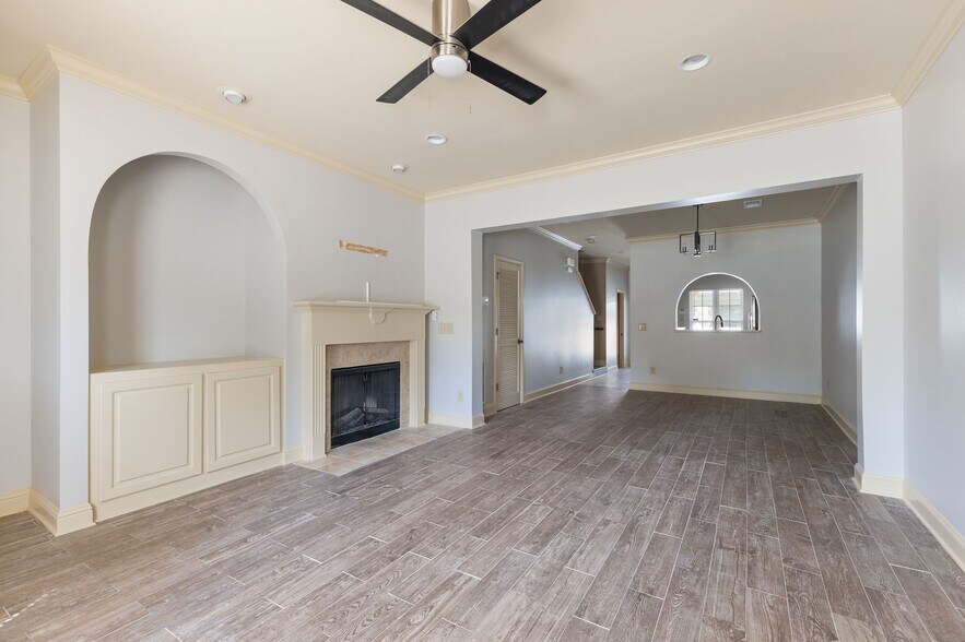Building Photo - 4316 Summercrest Blvd
