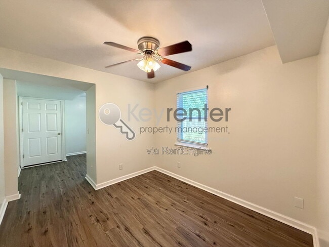 Building Photo - 5515 Misty Valley Dr