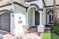 Building Photo - 4020 Murano Bay Dr