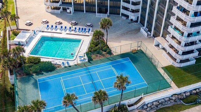 Building Photo - 3580 S Ocean Shore Blvd