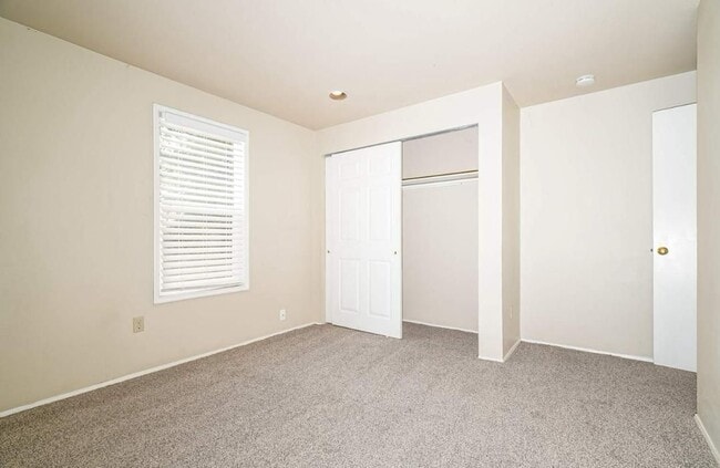 Building Photo - 14927 SE 184th St