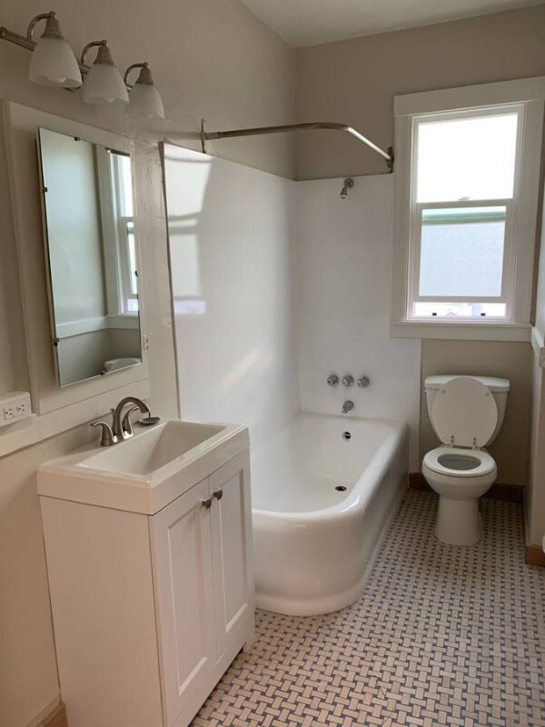 Building Photo - 1732 6th Ave