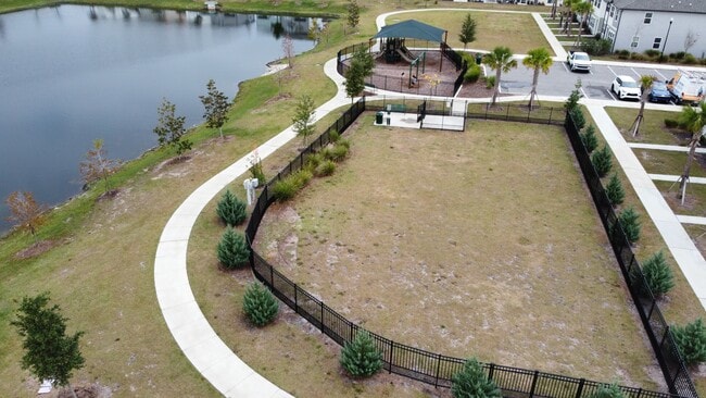 Building Photo - 5941 Piney Shrub Pl